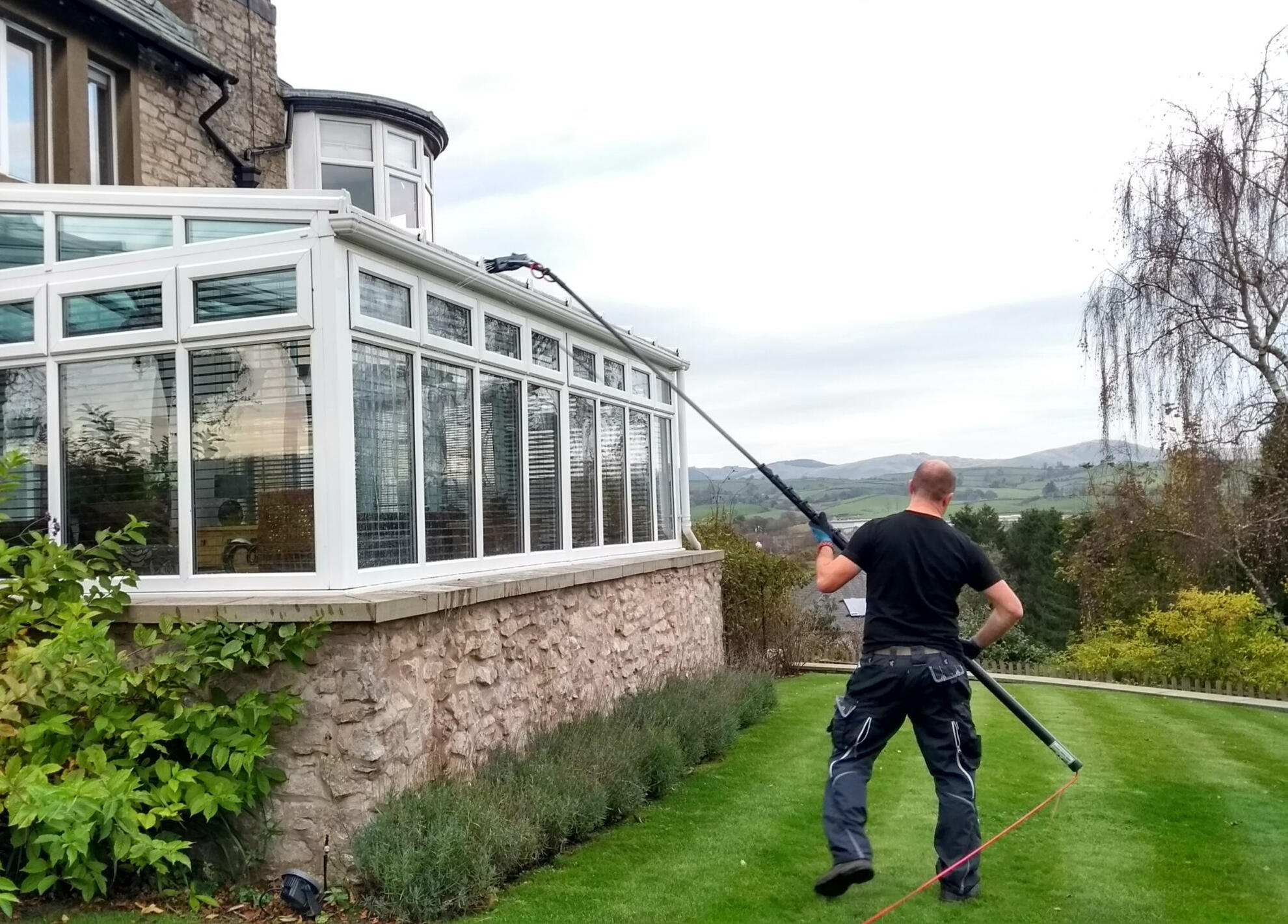 Simon Thomas Services Residential Window Cleaning Kendal